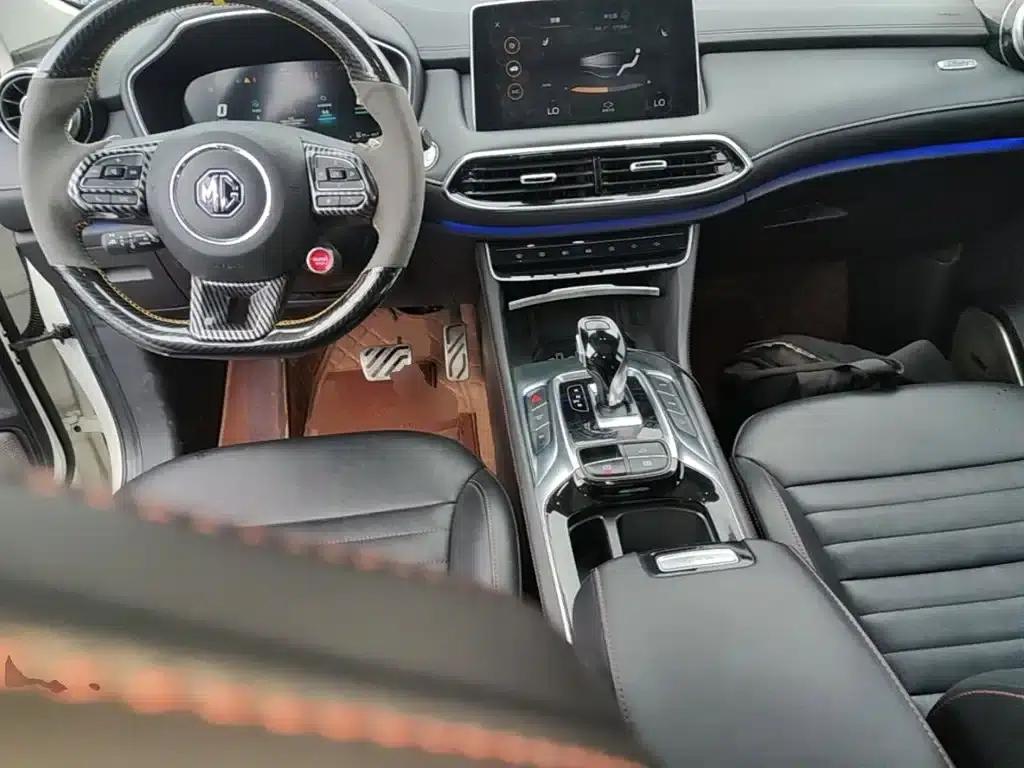 MG HS New Energy 2020 eHS 1.5T e-Trophy — миниатюра 10