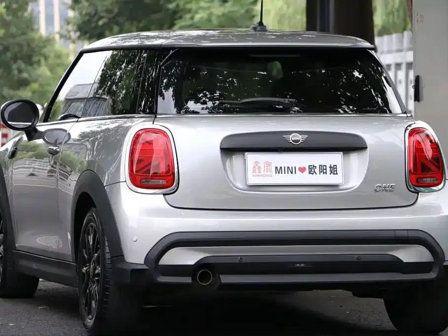 2023 MINI 1.5T ONE — миниатюра 6