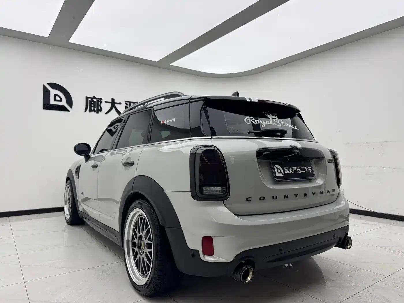 2020 MINI COUNTRYMAN 1.5T COOPER ALL4 Polar Edition — миниатюра 5