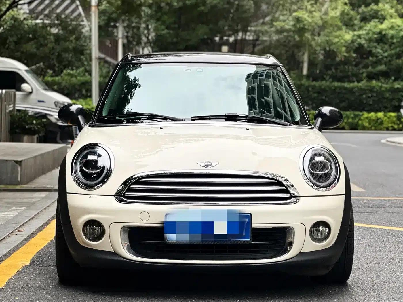MINI CLUBMAN 2011 1.6L ONE — миниатюра 2