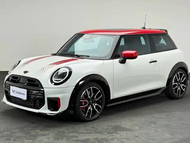 2025 MINI JCW JOHN COOPER WORKS