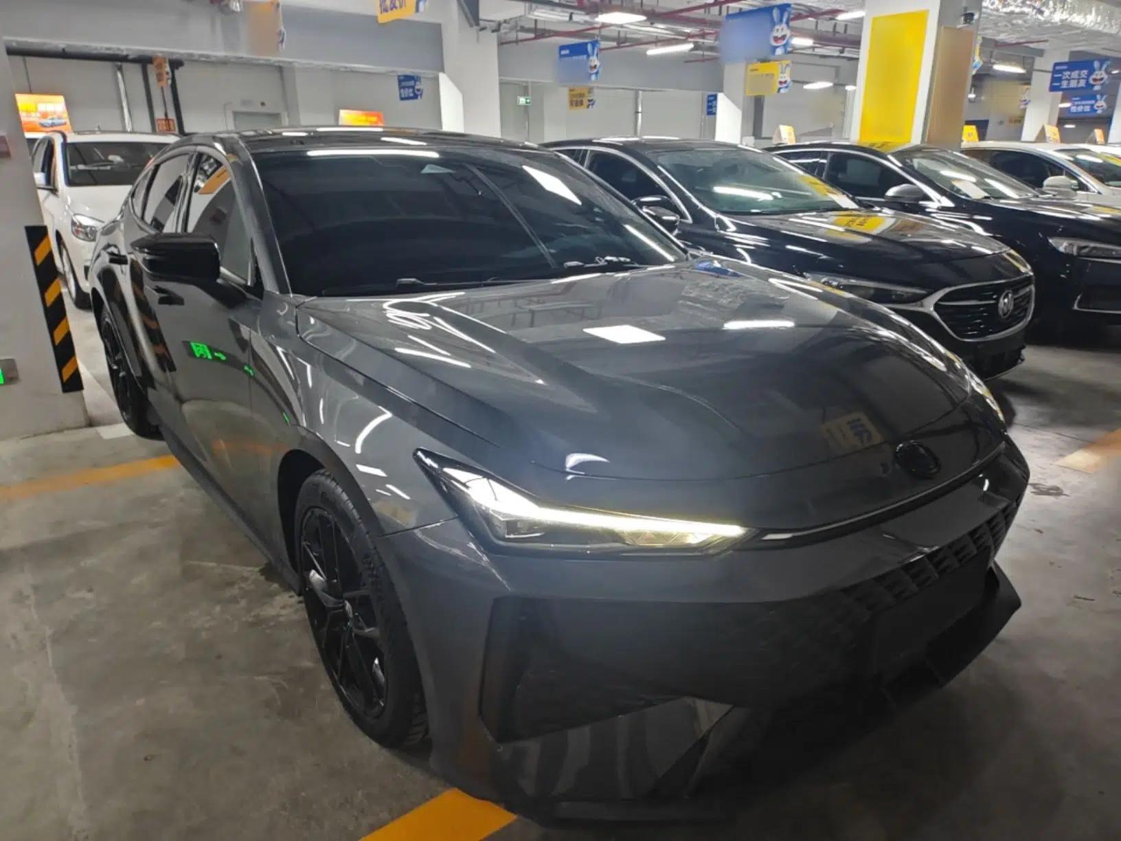 CHANGAN UNI-V 2024 1.5T Prestige Edition — миниатюра 3