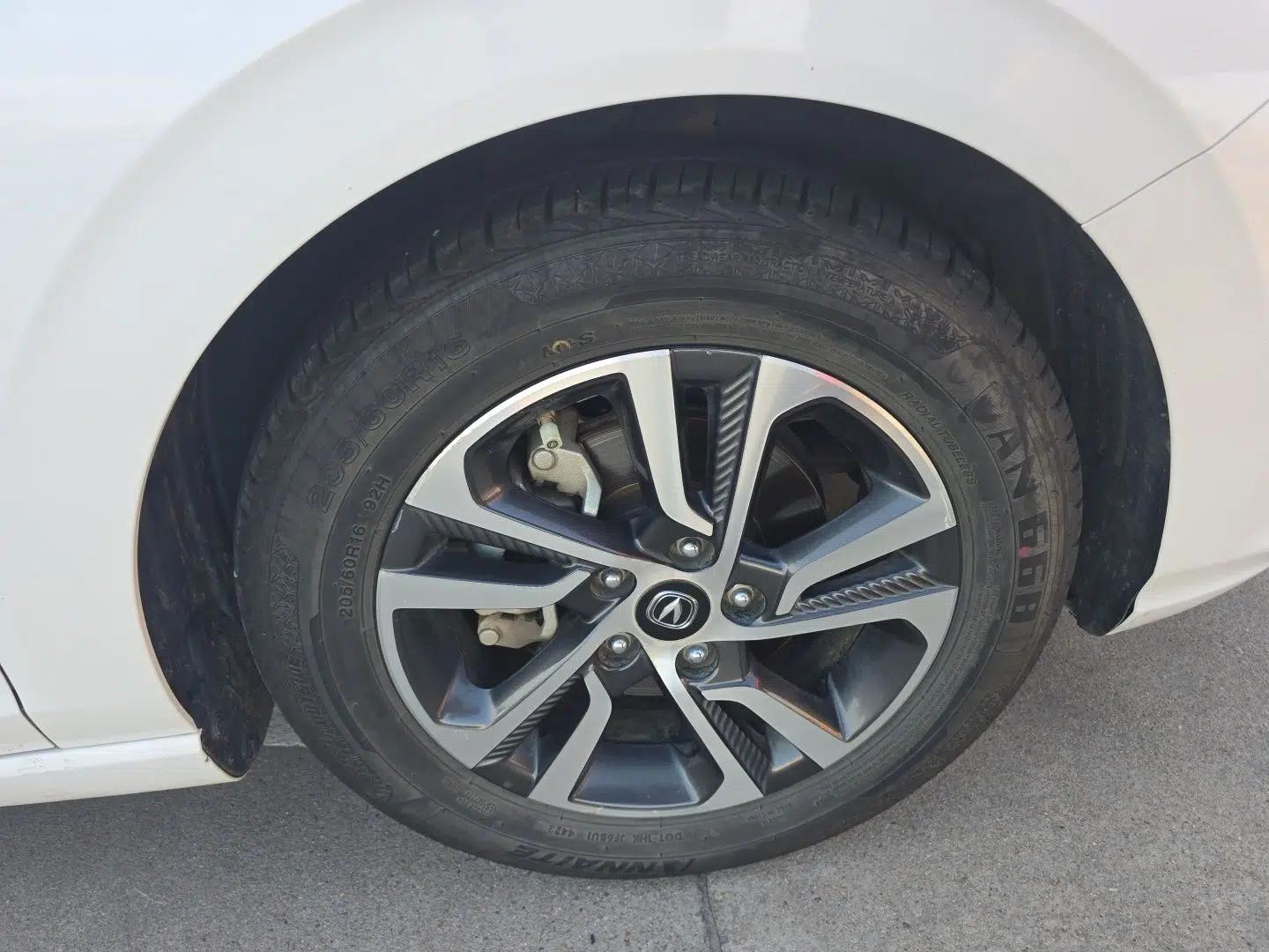CHANGAN Eado 2018 1.6L GDI Manual LingShang Model — миниатюра 2
