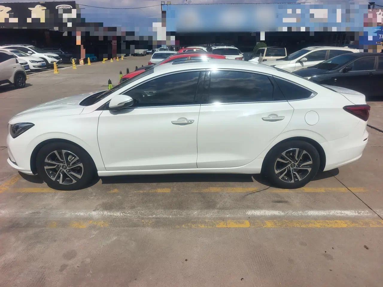CHANGAN Eado 2018 1.6L GDI Manual LingShang Model — миниатюра 9
