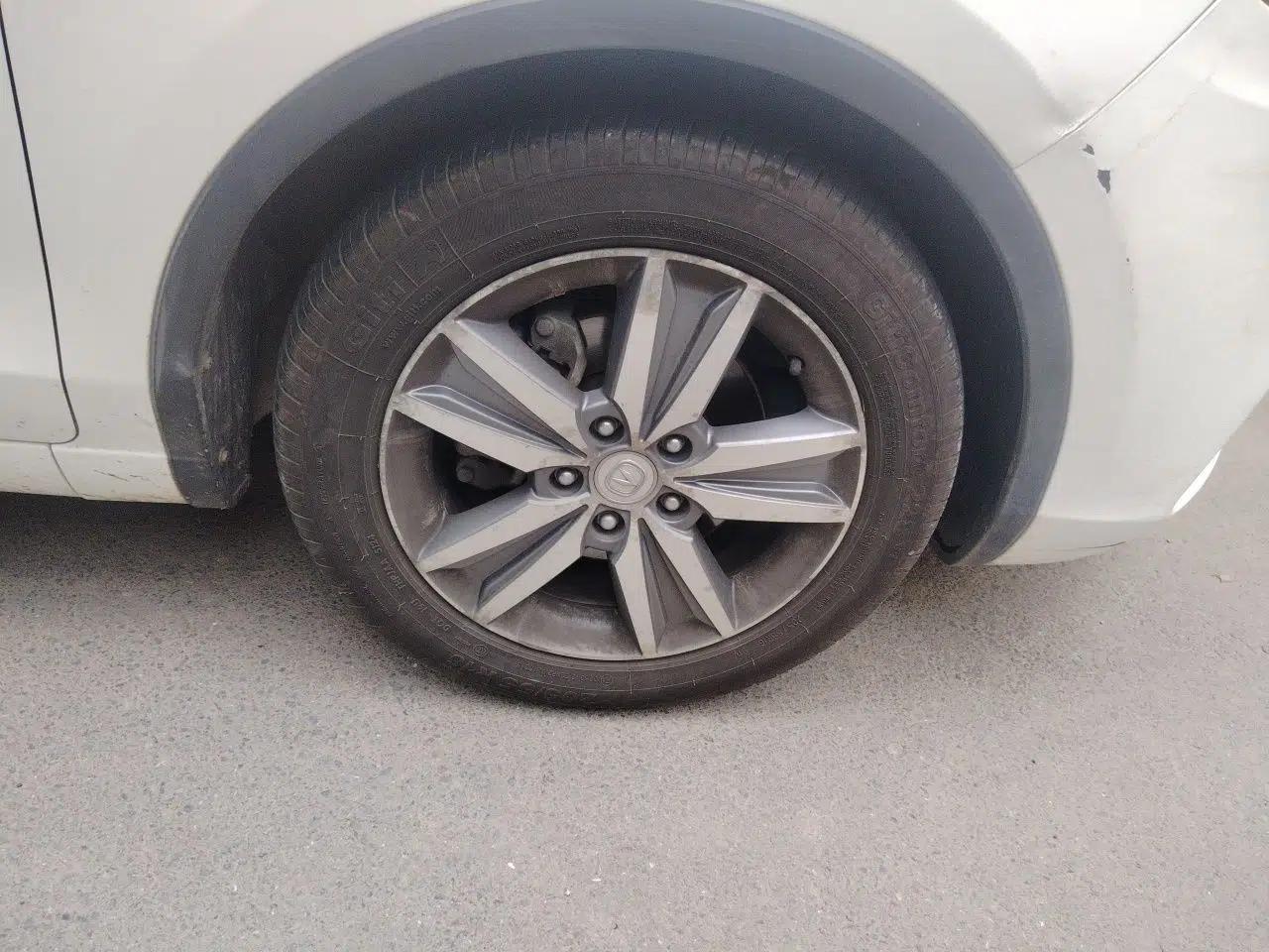 CHANGAN Eado 2016 1.6L Manual Junku Model — миниатюра 8