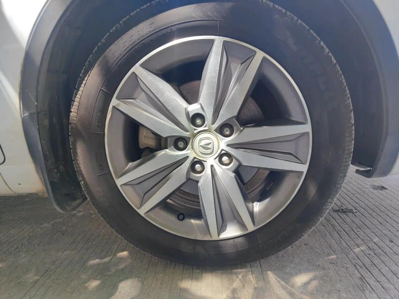 CHANGAN Eado 2015 1.6L Manual Junku Model China V Standard — миниатюра 8