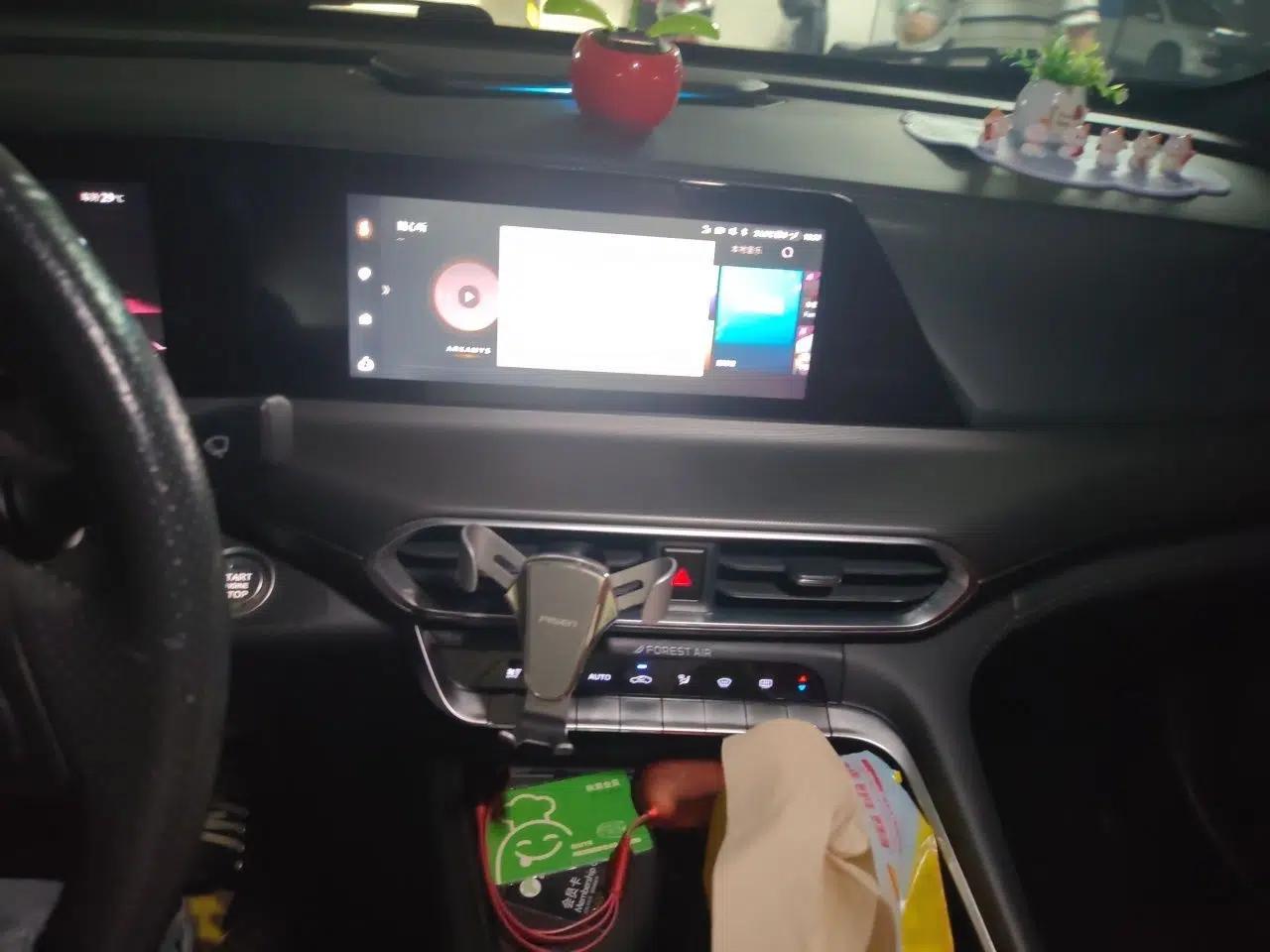 CHANGAN UNI-T 2020 1.5T Prestige Version — миниатюра 12