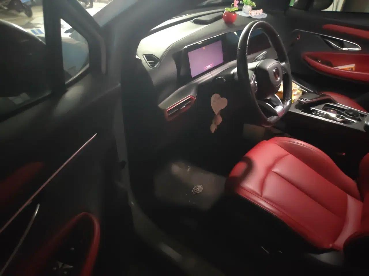 CHANGAN UNI-T 2020 1.5T Prestige Version — миниатюра 19