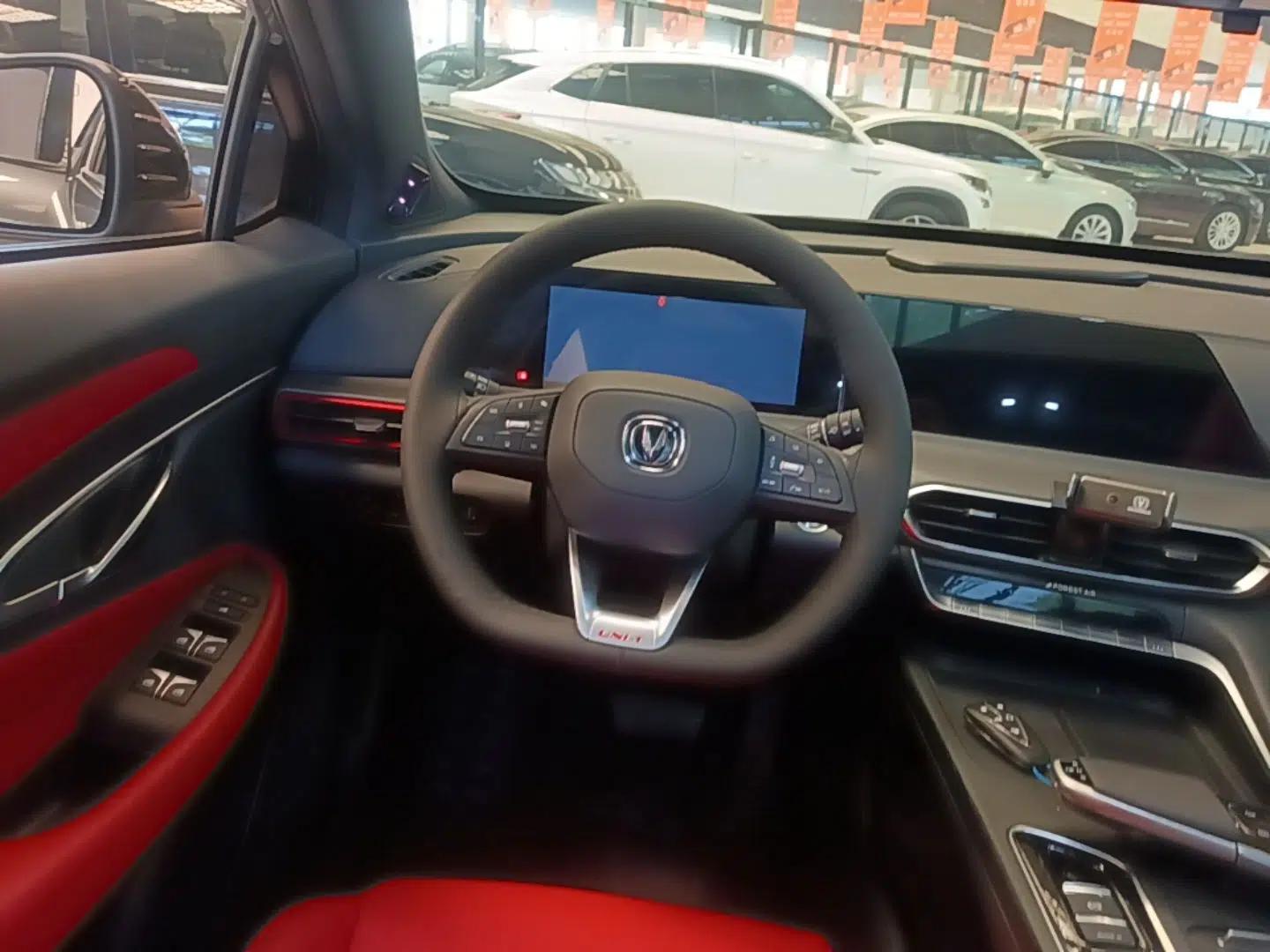 CHANGAN UNI-T 2020 1.5T Flagship Version — миниатюра 13