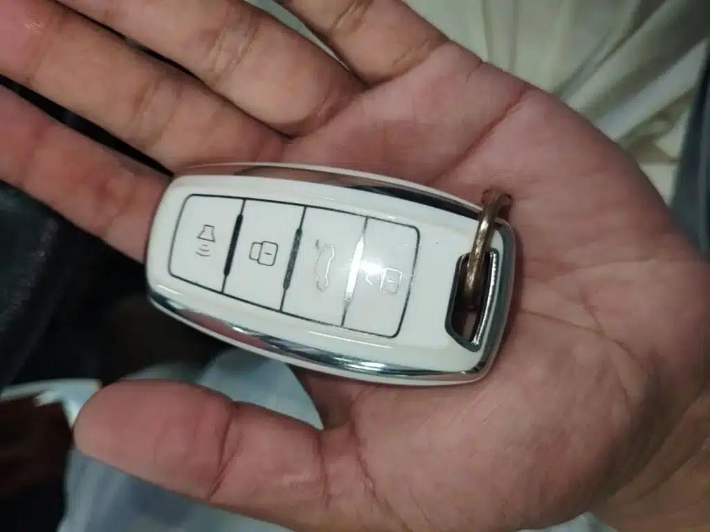 ORA Black Cat 2021 Model 351km Luxury — миниатюра 9