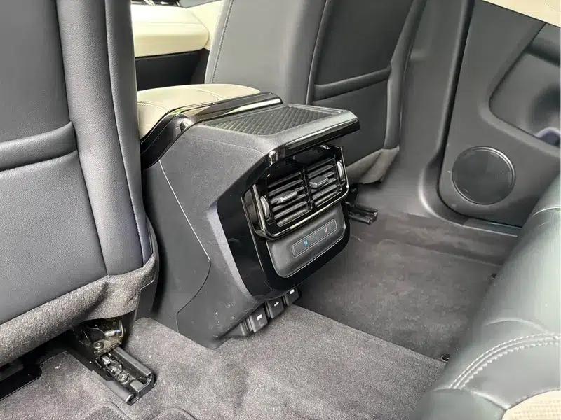 Range Rover Evoque 2022 Facelift Evoque L 249PS R-Dynamic Luxury Edition — миниатюра 11