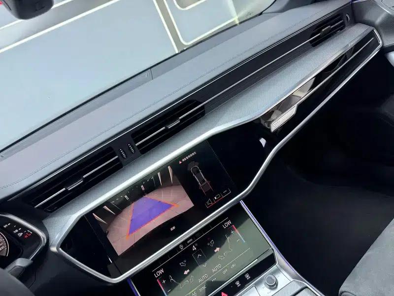 Audi A6L 2024 40 TFSI Luxury Dynamic — миниатюра 11