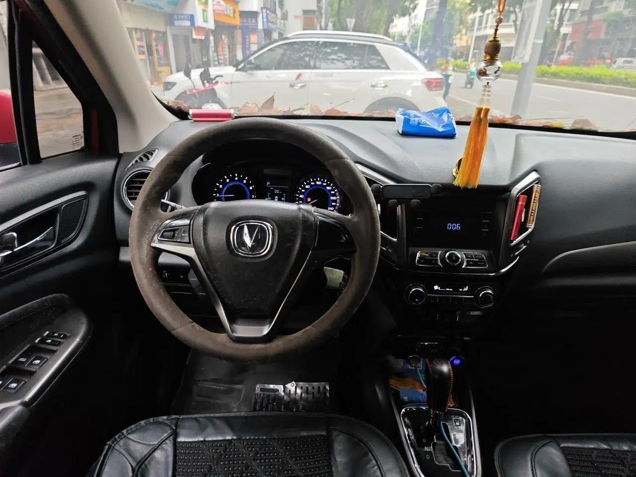 CHANGAN CS15 2016 1.5L Automatic Fashion Edition — миниатюра 10