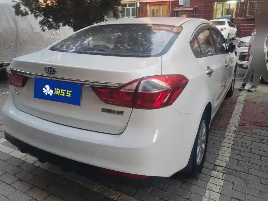Kia K3 2016 1.6L Manual GL — миниатюра 3