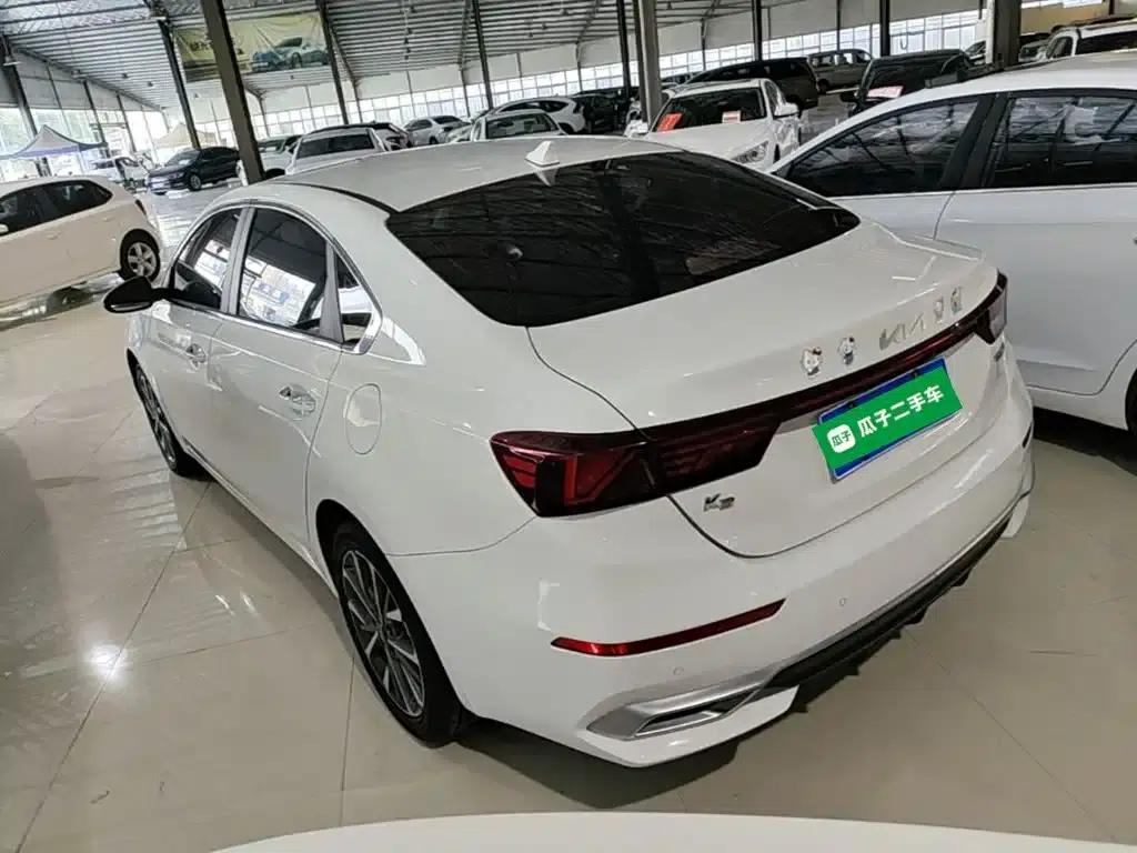 Kia K3 2021 Facelift 1.5L CVT Fashion Edition — миниатюра 5