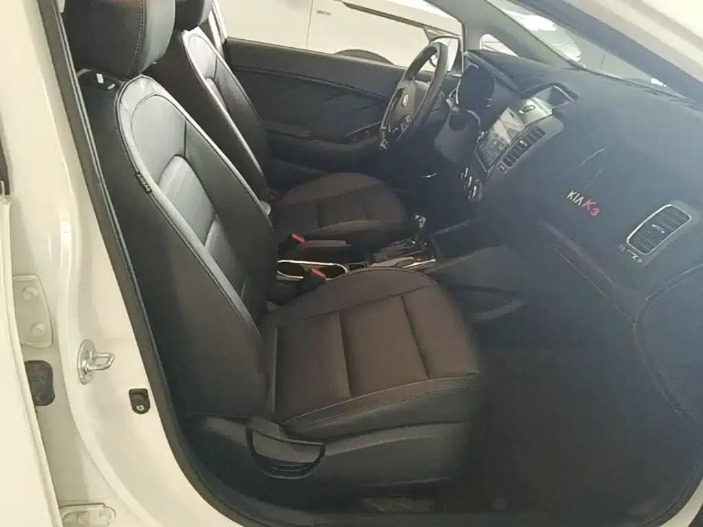 Kia K3 2017 1.6L Automatic 15th Anniversary Special Edition GLS — миниатюра 25