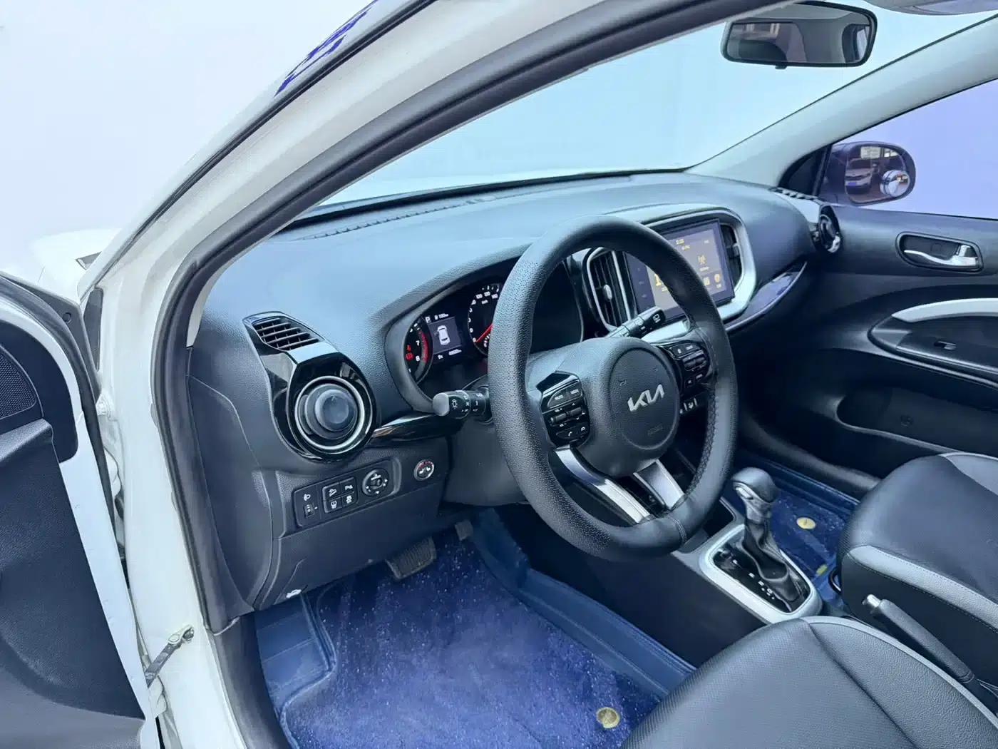 Kia K3 2021 1.4L CVT Enjoy Sunroof Edition — миниатюра 12