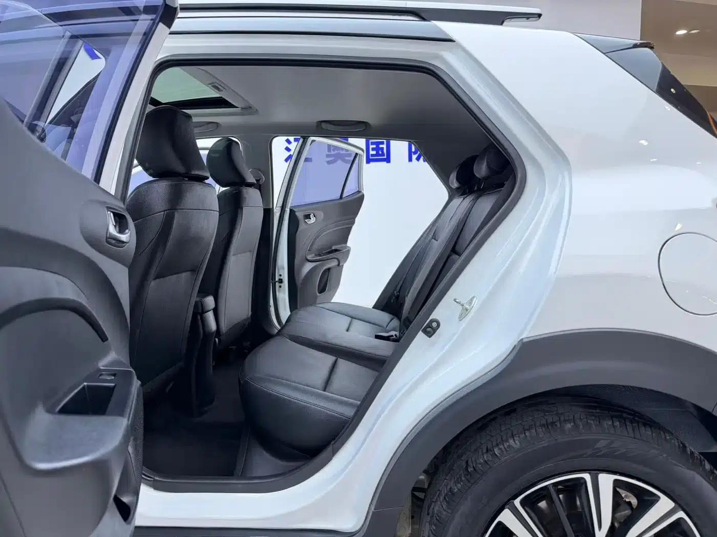 Kia K3 2021 1.4L CVT Enjoy Sunroof Edition — миниатюра 13