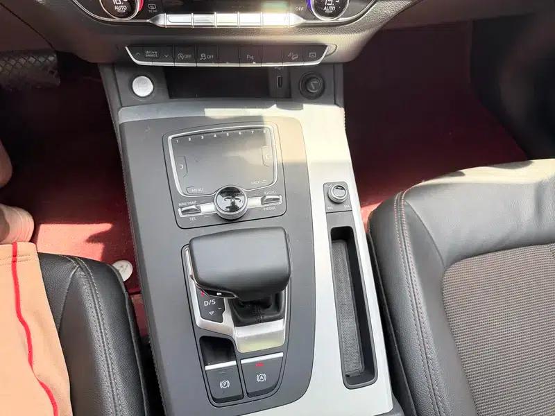 Audi Q5L 2018 40 TFSI Luxury Fashion Edition (National V Emission Standard) — миниатюра 16
