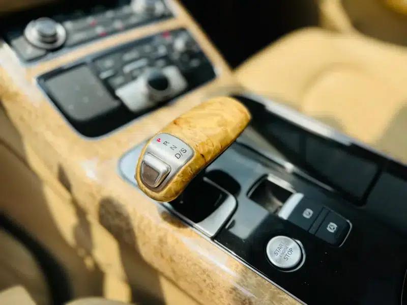 2012 Audi A8 A8L 45 TFSI quattro Comfort — миниатюра 19