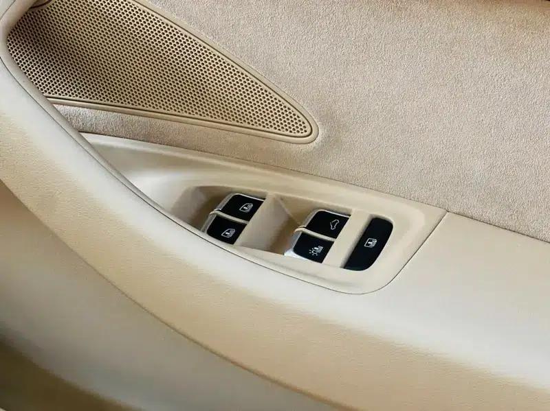 2012 Audi A8 A8L 45 TFSI quattro Comfort — миниатюра 27