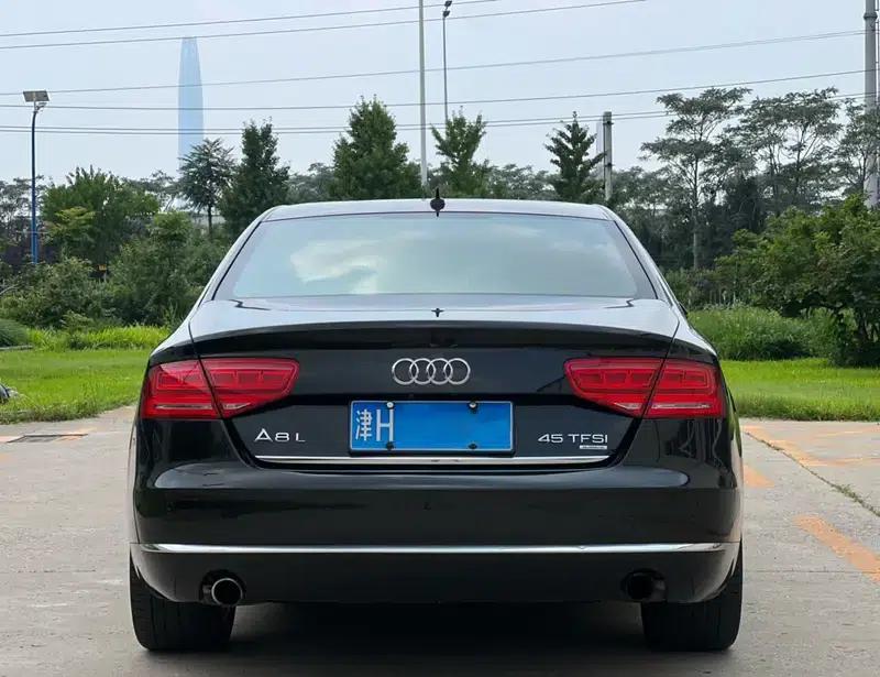 2012 Audi A8 A8L 45 TFSI quattro Comfort — миниатюра 4