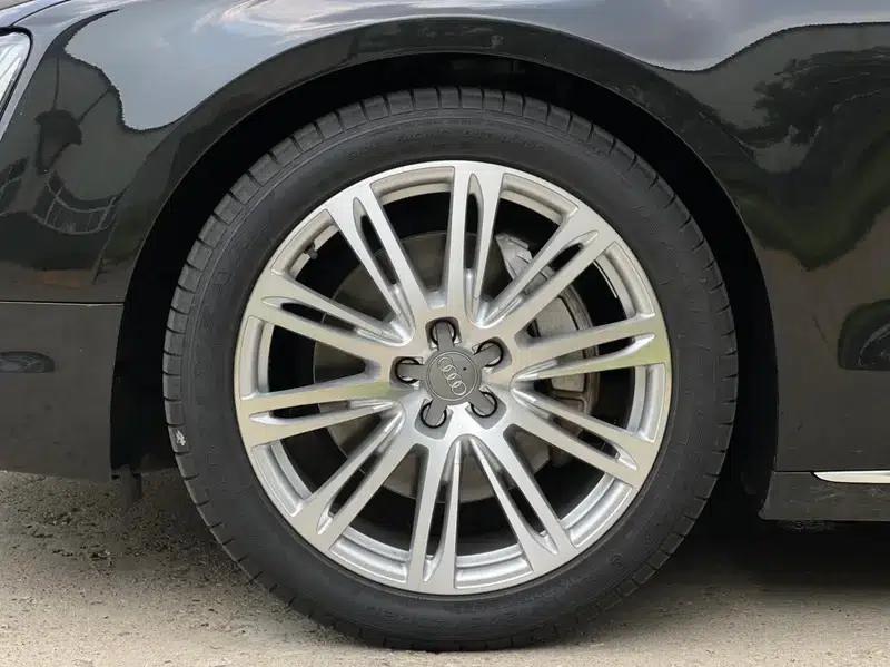 2012 Audi A8 A8L 45 TFSI quattro Comfort — миниатюра 9
