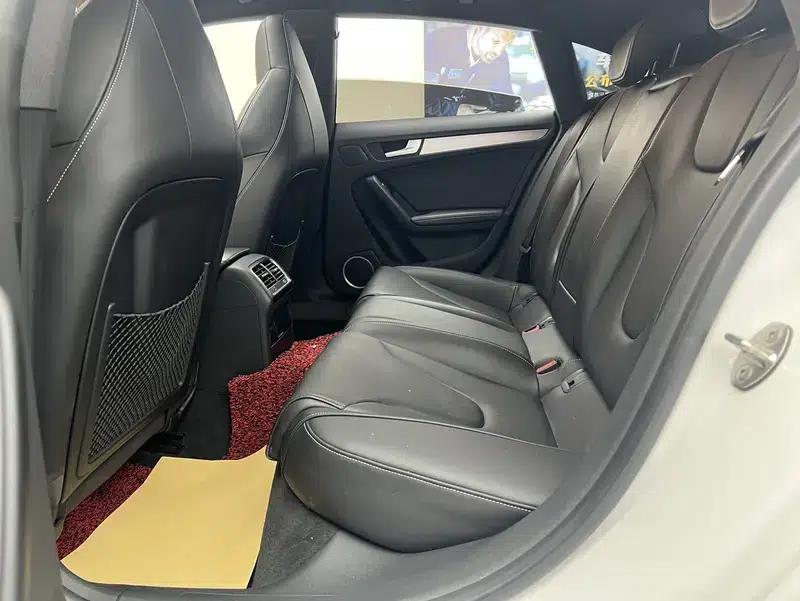 2012 Audi S5 3.0T Sportback — миниатюра 33