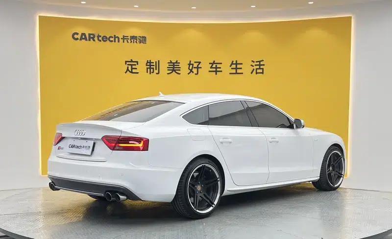 2012 Audi S5 3.0T Sportback — миниатюра 5