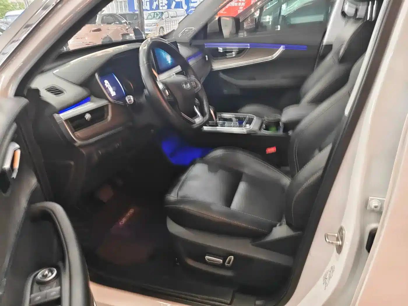 Chery Tiggo 8 2019 1.6TGDI Automatic Luxury Edition — миниатюра 4