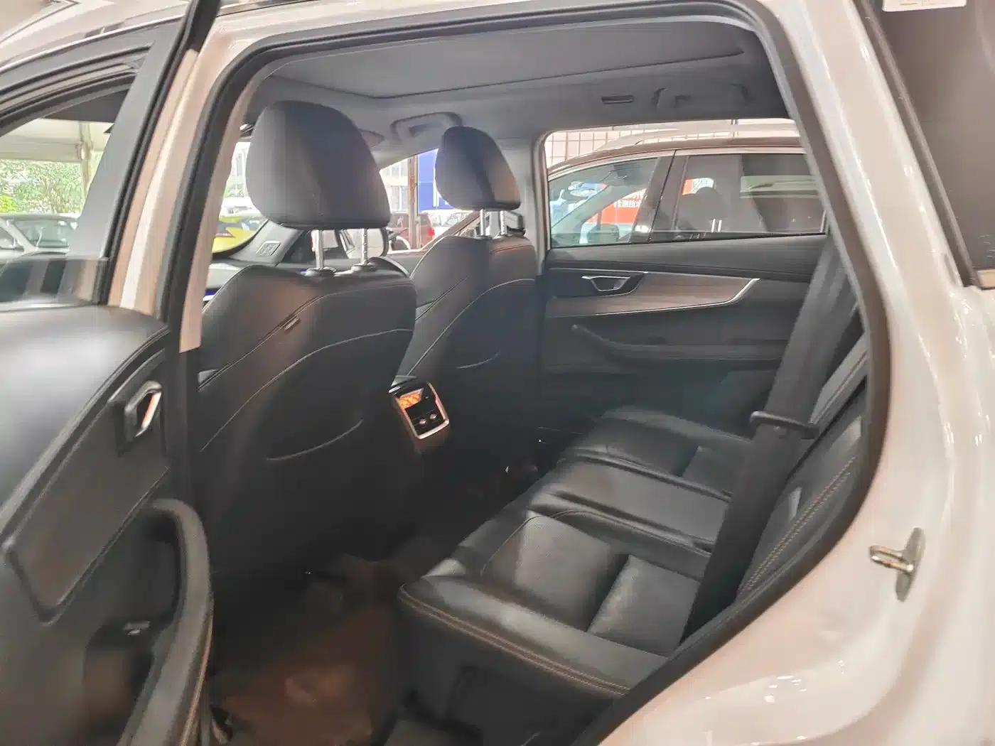 Chery Tiggo 8 2019 1.6TGDI Automatic Luxury Edition — миниатюра 6