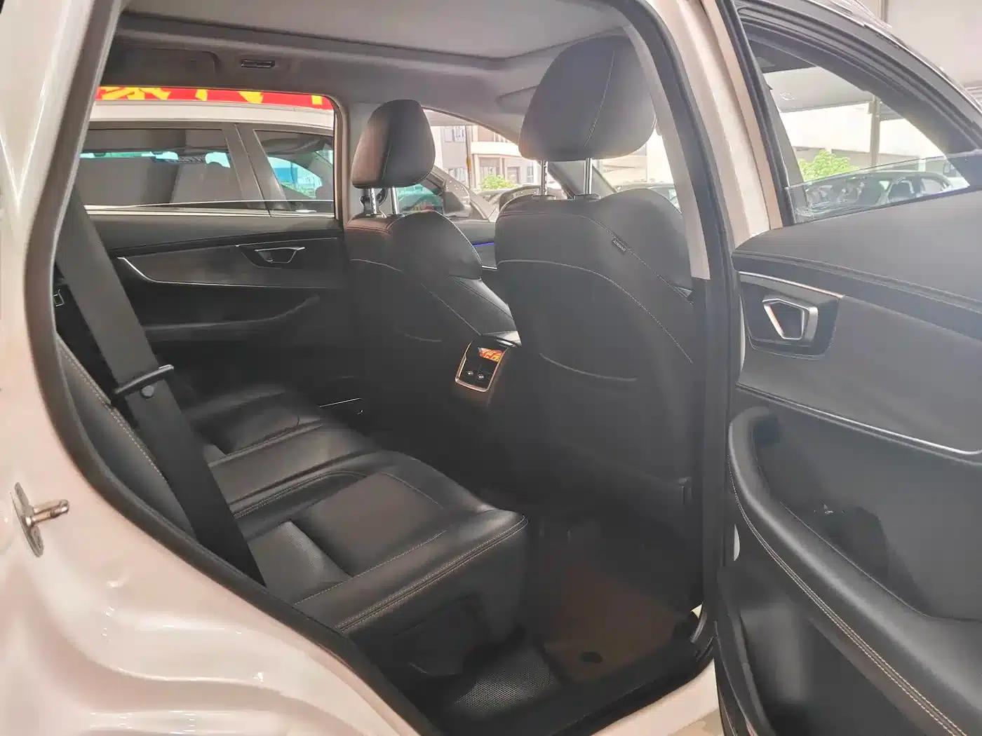 Chery Tiggo 8 2019 1.6TGDI Automatic Luxury Edition — миниатюра 8