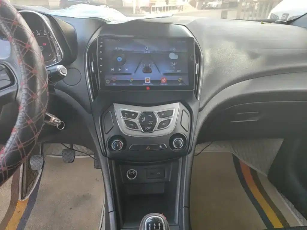Chery Arrizo 5 2017 1.5L Manual Trendsetter Edition — миниатюра 13