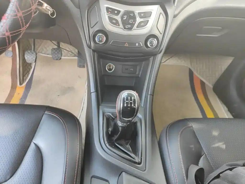 Chery Arrizo 5 2017 1.5L Manual Trendsetter Edition — миниатюра 14