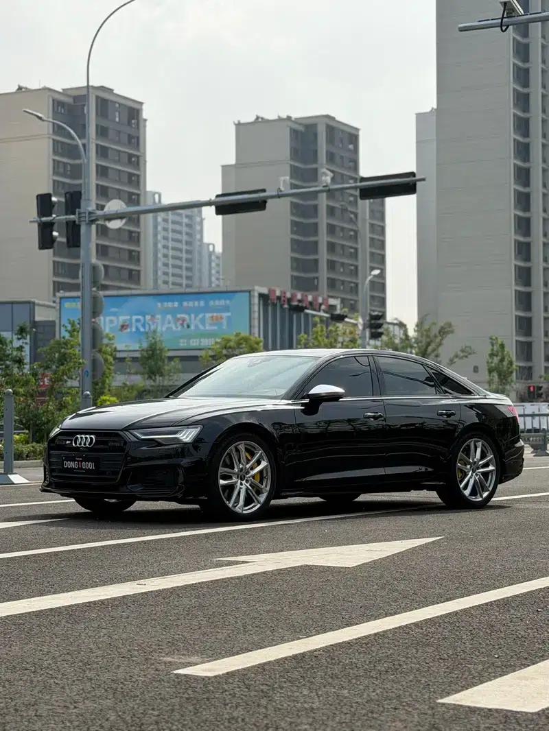 Audi S6 2021 2.9T Limousine — миниатюра 1