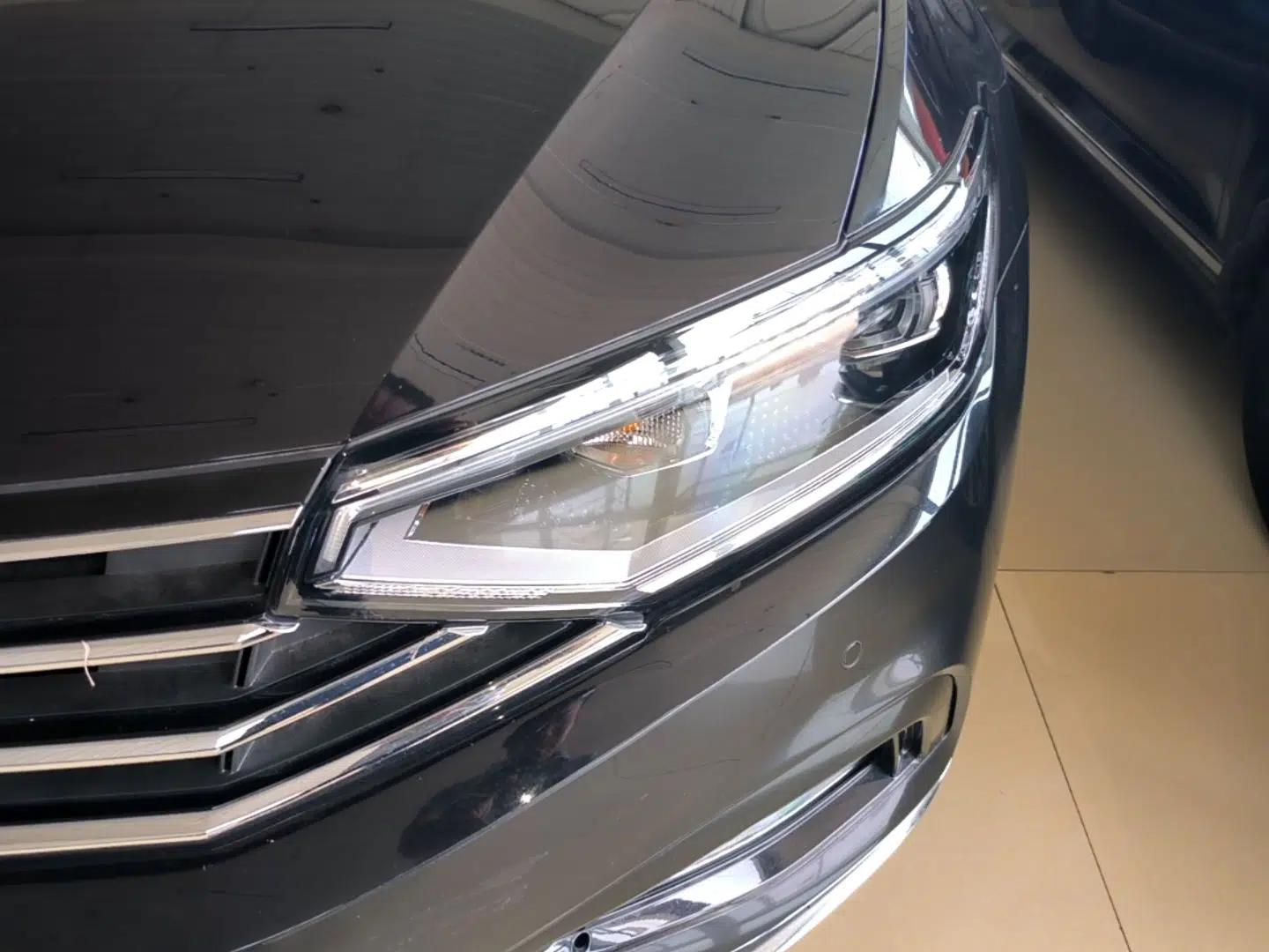 Volkswagen Magotan 2020 330TSI DSG Luxury Edition — миниатюра 8