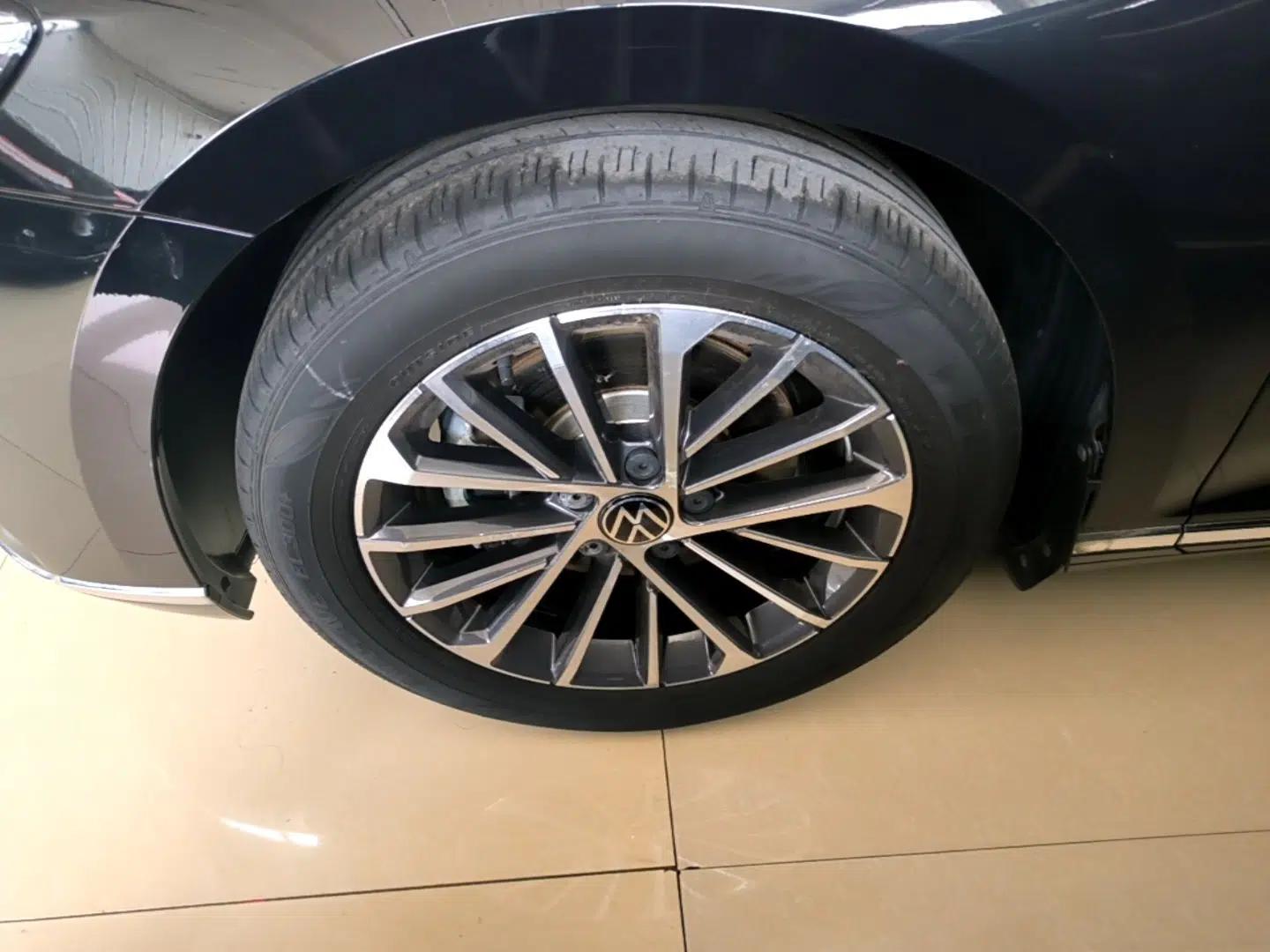 Volkswagen Magotan 2020 330TSI DSG Luxury Edition — миниатюра 10