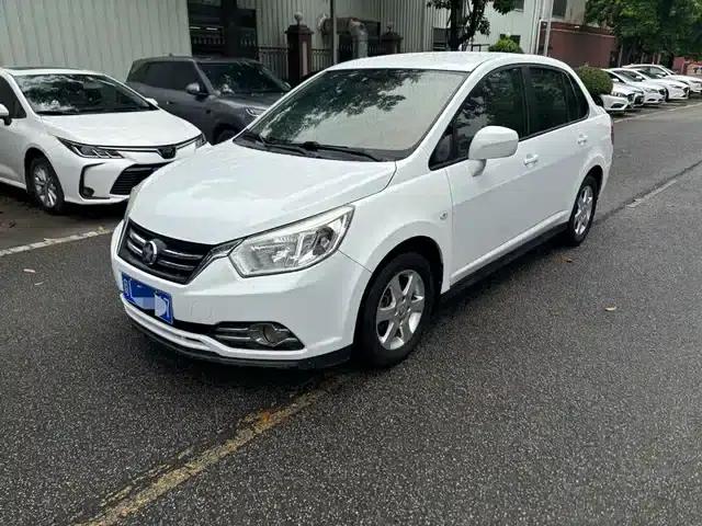 Venucia D50 2015 1.6L Automatic Fashion Edition