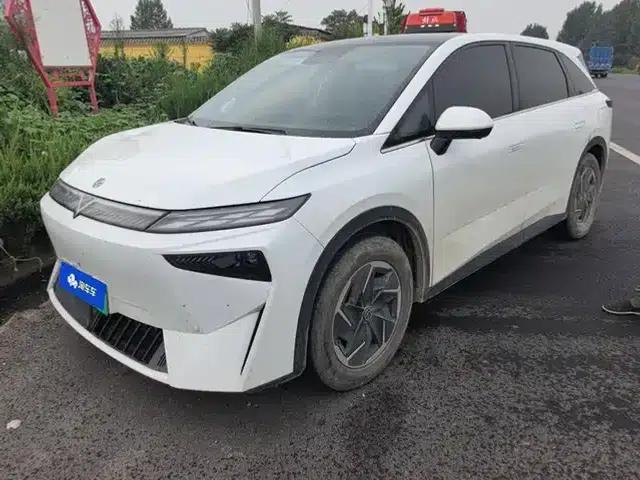 Venucia VX6 2023 520 Air