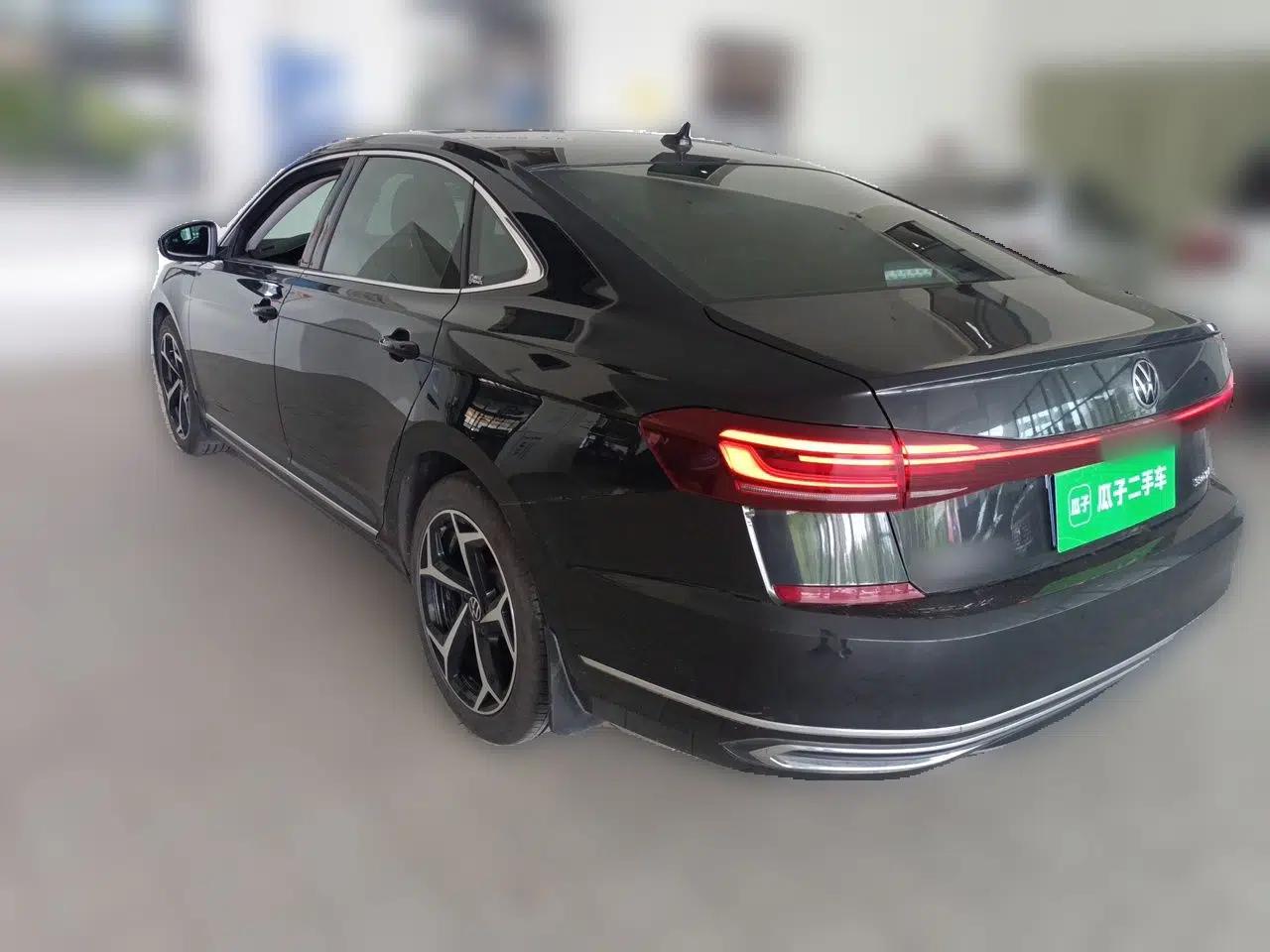 Volkswagen Passat 2023 Revised 330TSI Starry Elite Edition — миниатюра 4