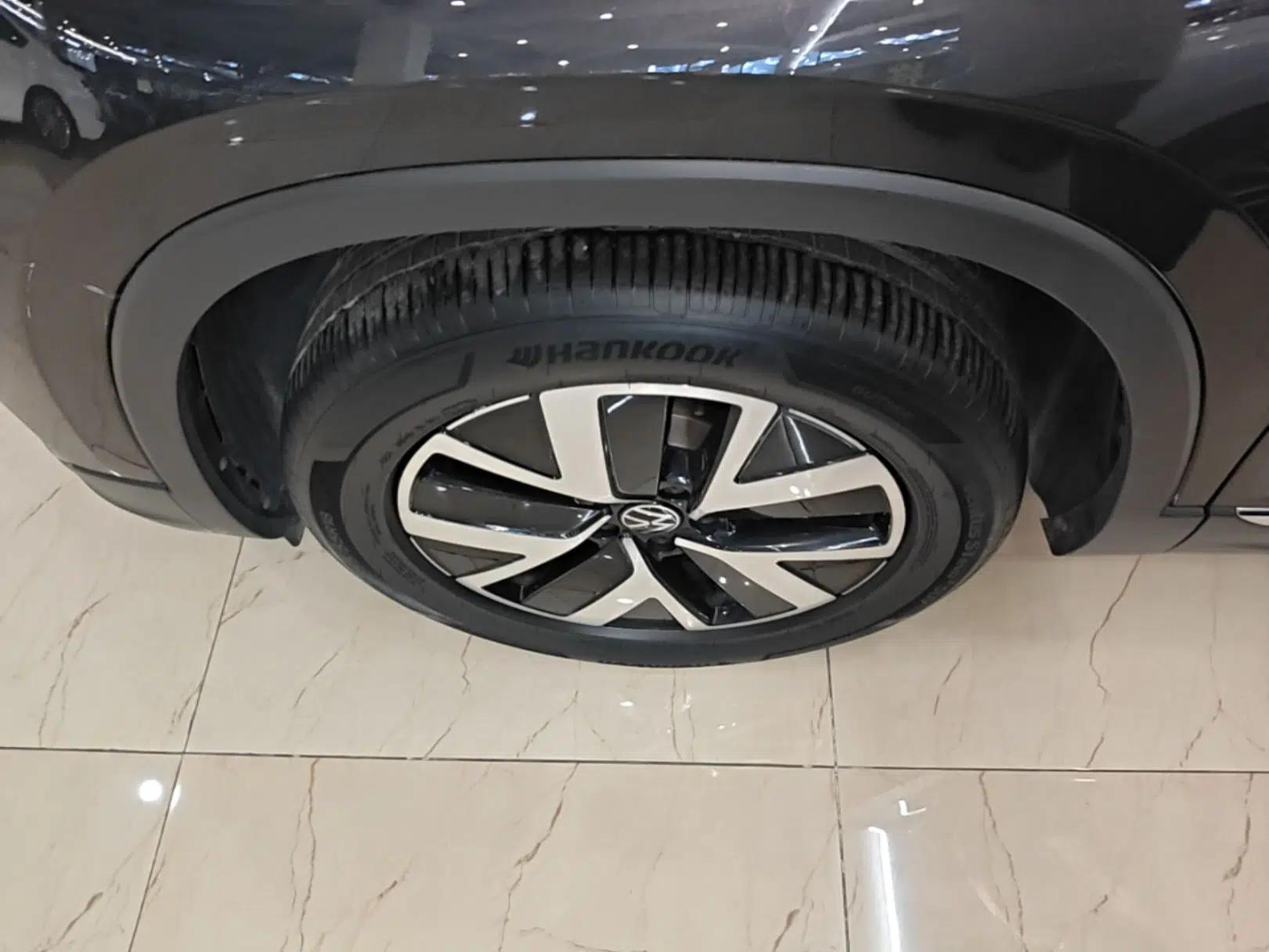 Volkswagen Tayron 2023 280TSI Two-Wheel-Drive Luxury Plus Advanced Version — миниатюра 10