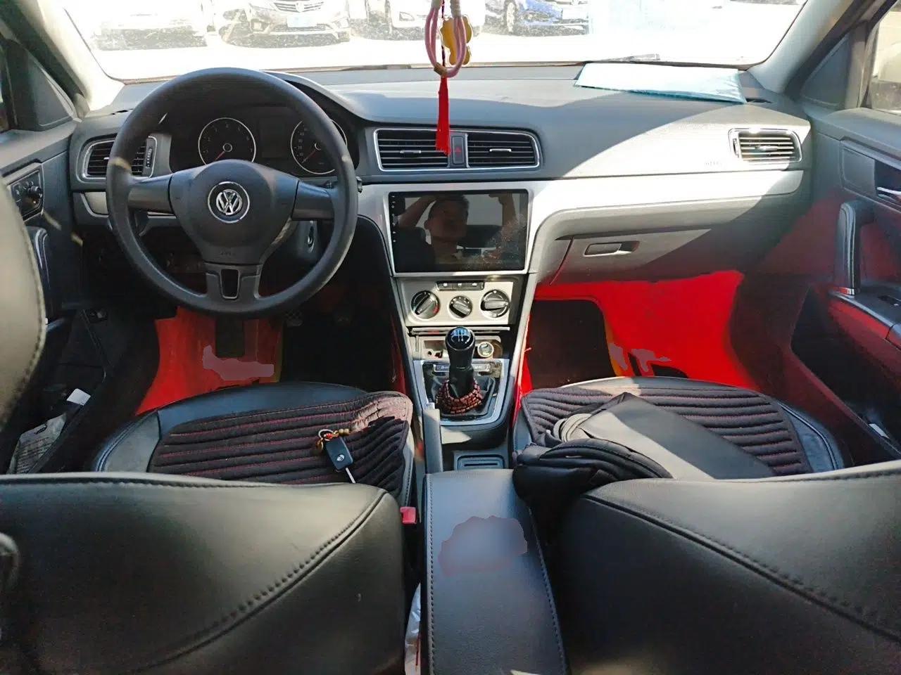 Volkswagen Lavida 2013 Restyled Classic 1.6L Manual Comfort Edition — миниатюра 9