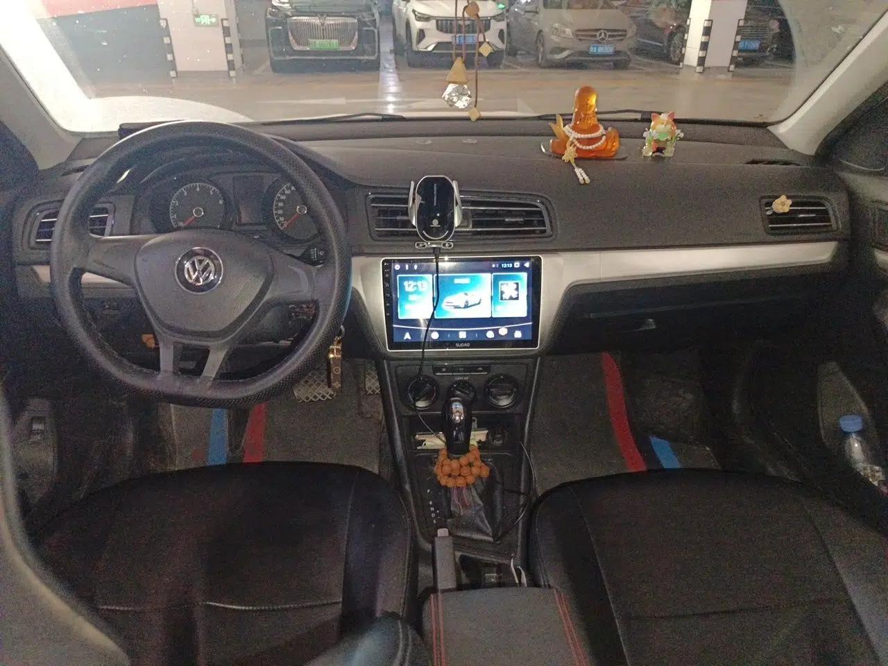 Volkswagen Lavida 2019 Lavida Start 1.5L Automatic Trendy Version China VI Standard — миниатюра 9