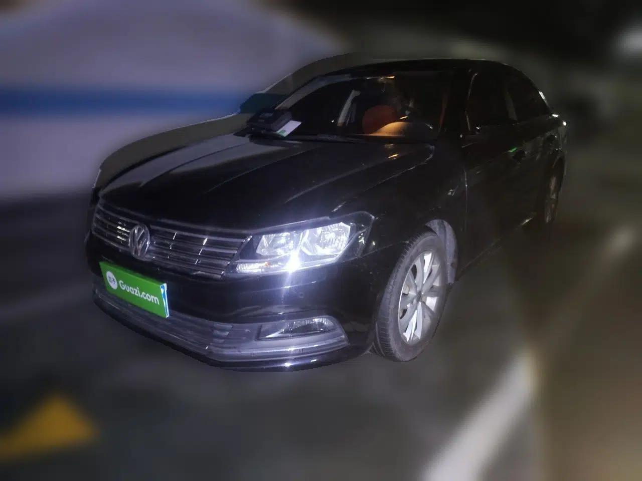Volkswagen Lavida 2017 1.6L Automatic Comfort Edition — миниатюра 1