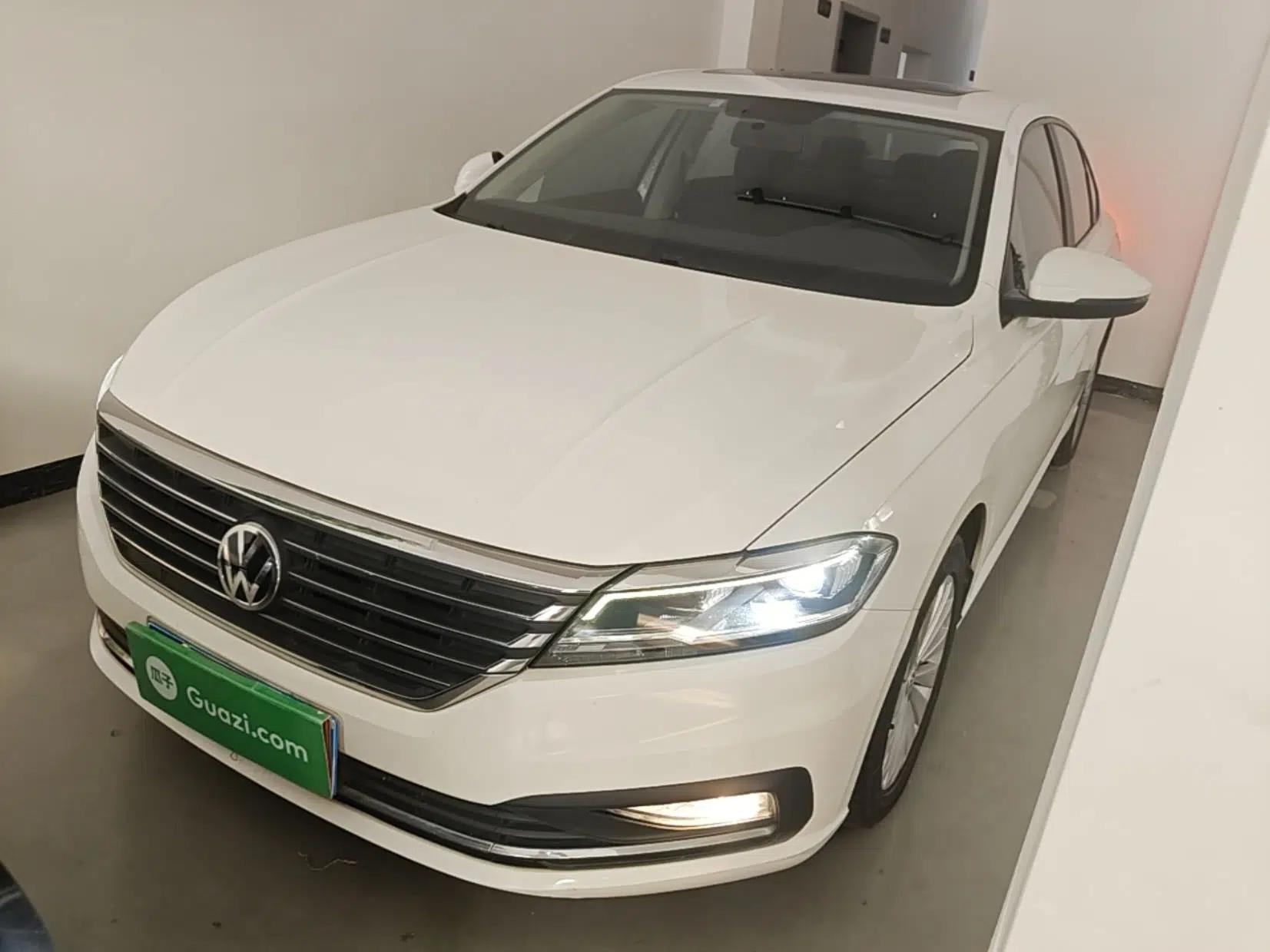 Volkswagen Lavida 2018 1.5L Automatic Comfort Edition China V Standard — миниатюра 1