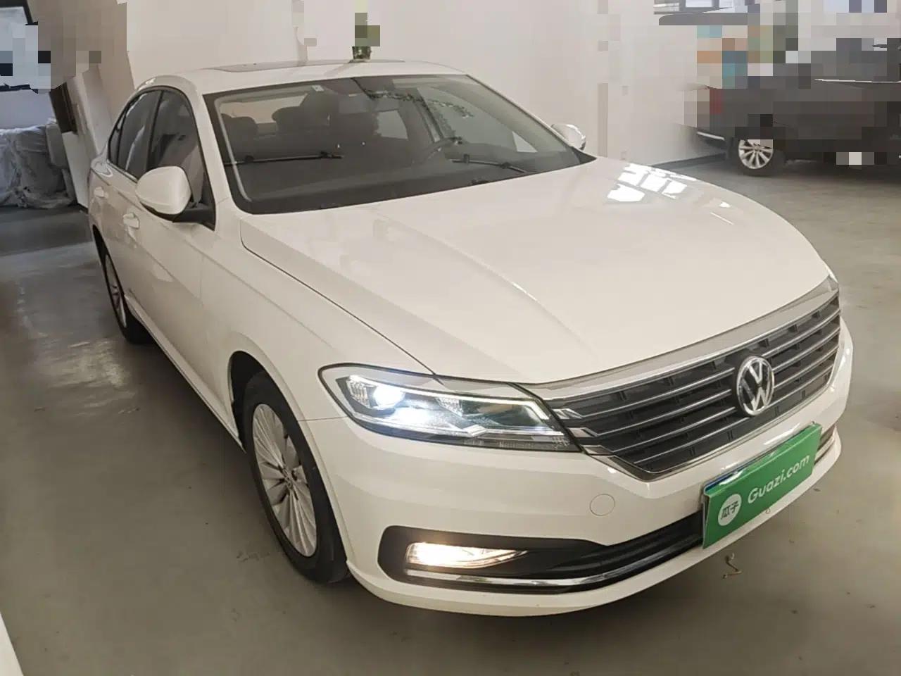 Volkswagen Lavida 2018 1.5L Automatic Comfort Edition China V Standard — миниатюра 3