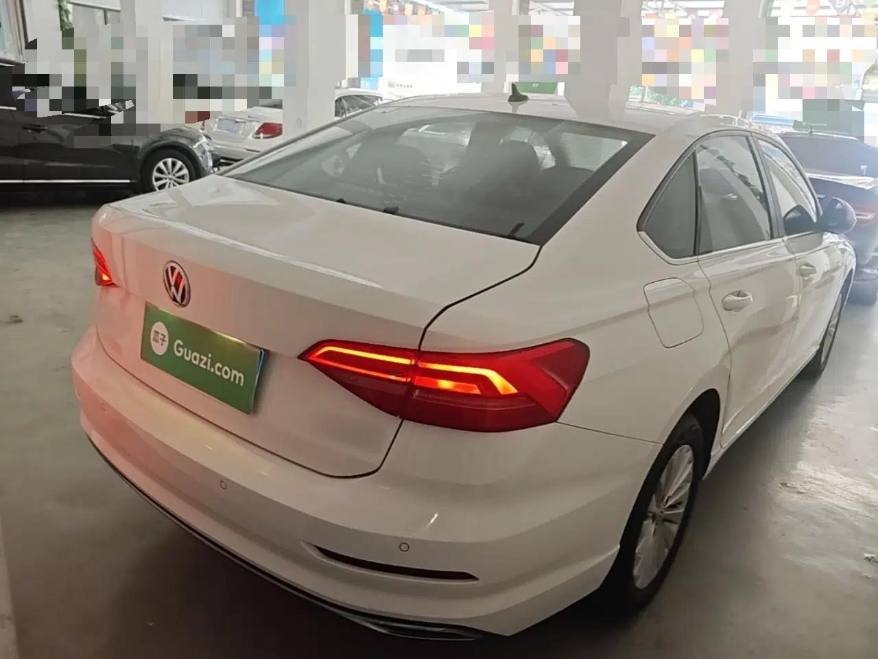 Volkswagen Lavida 2018 1.5L Automatic Comfort Edition China V Standard — миниатюра 6
