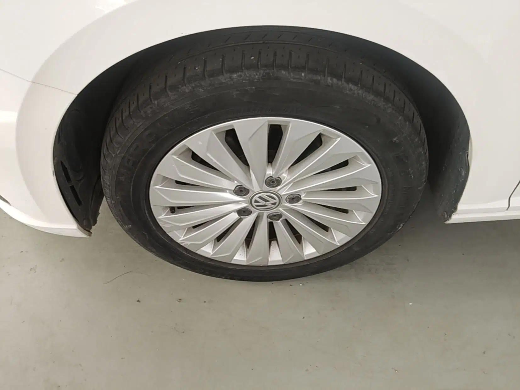 Volkswagen Lavida 2018 1.5L Automatic Comfort Edition China V Standard — миниатюра 10