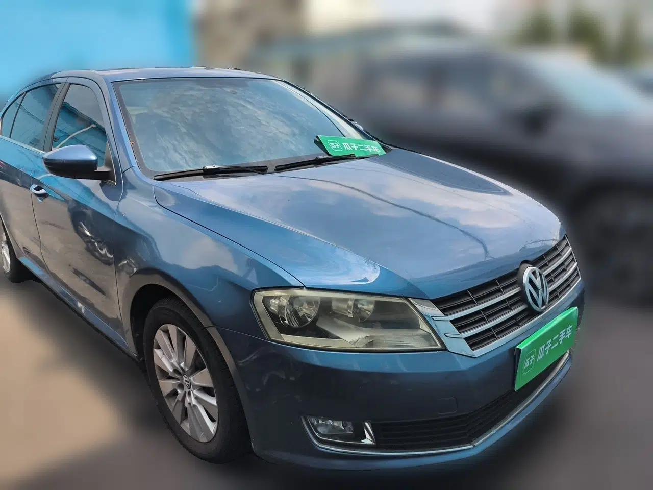 Volkswagen Lavida 2013 Restyled Classic 1.6L Automatic Comfort Edition — миниатюра 3