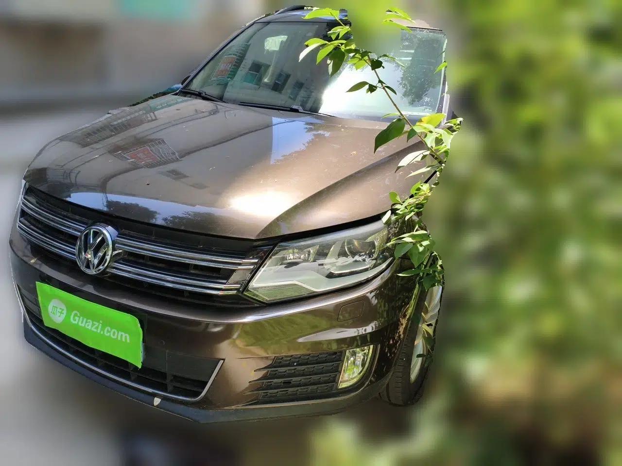 Volkswagen Tiguan 2013 1.8TSI Automatic Two-Wheel Drive Luxury Model — миниатюра 1